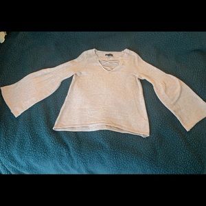 American Eagle Bell sleeve sweater (small)